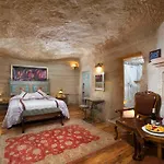 Hotel Terra Cave