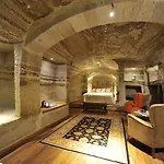 Terra Cave 호텔 3*