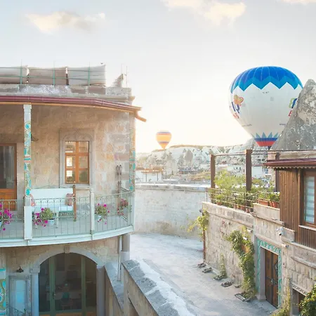 Terra Cave Hotel 3*