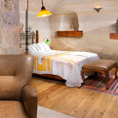Terra Cave Hotel 2*