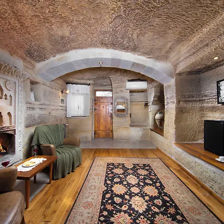 Terra Cave Hotell 3*