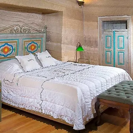 Terra Cave Hotel 3*