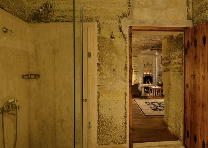 Terra Cave Γκόρεμε